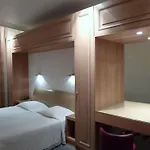 Du Vieux Marais Hotel 3*