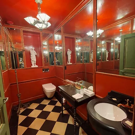 デュ ビュー マレ 3* パリ